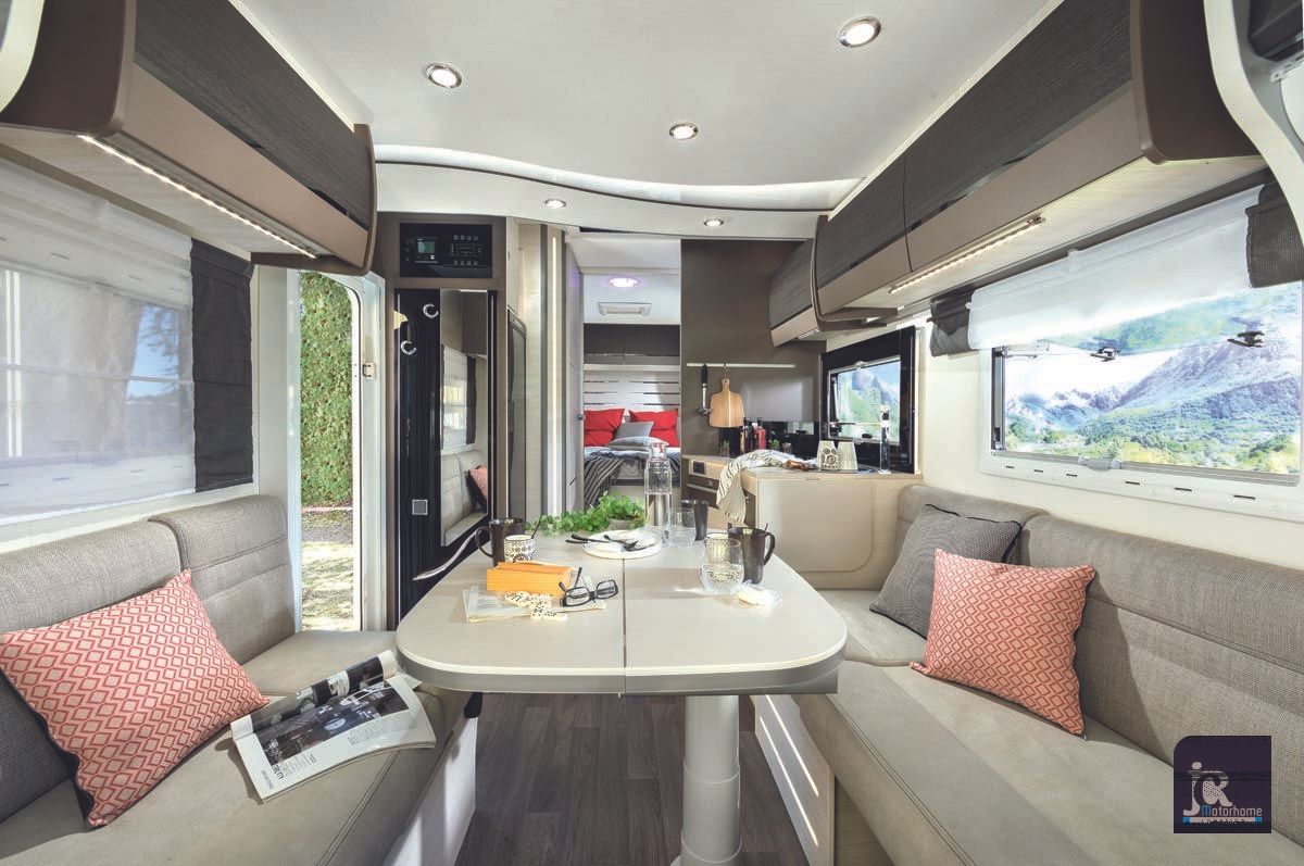 location-camping-car-mageo-liege-salon