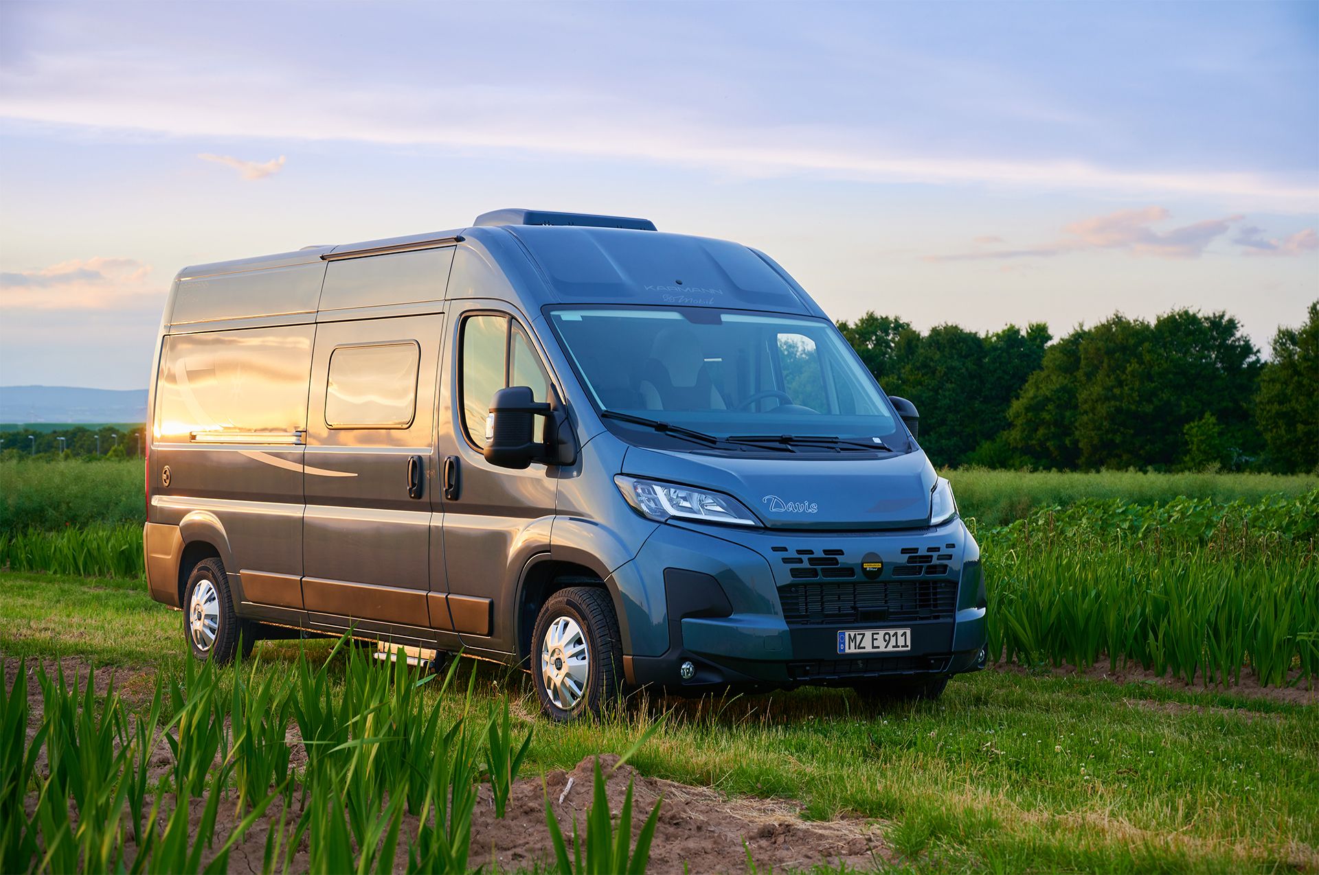 Van Davis 630 Cargo Lifestyle automatique - Disponible sur commande