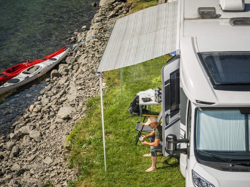 Location-camping-car-JCR