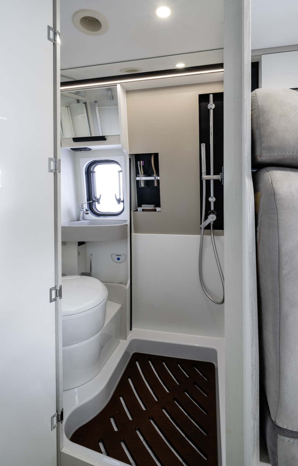 Davis_Lifestyle-Bad_Dav620_3